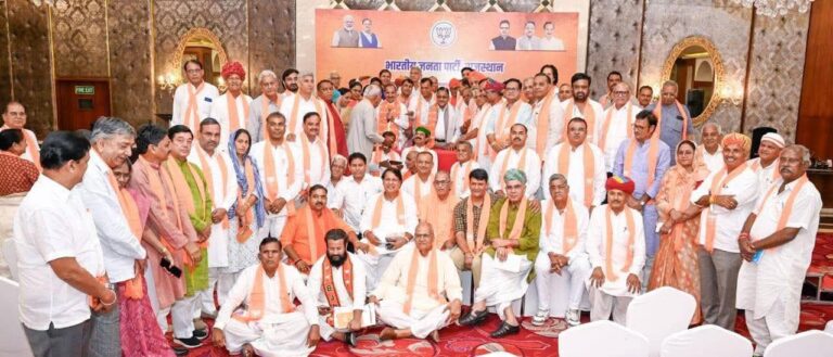 भाजपा प्रदेश प्रभारी राजस्थान ने ली संगठनात्मक बैठक।