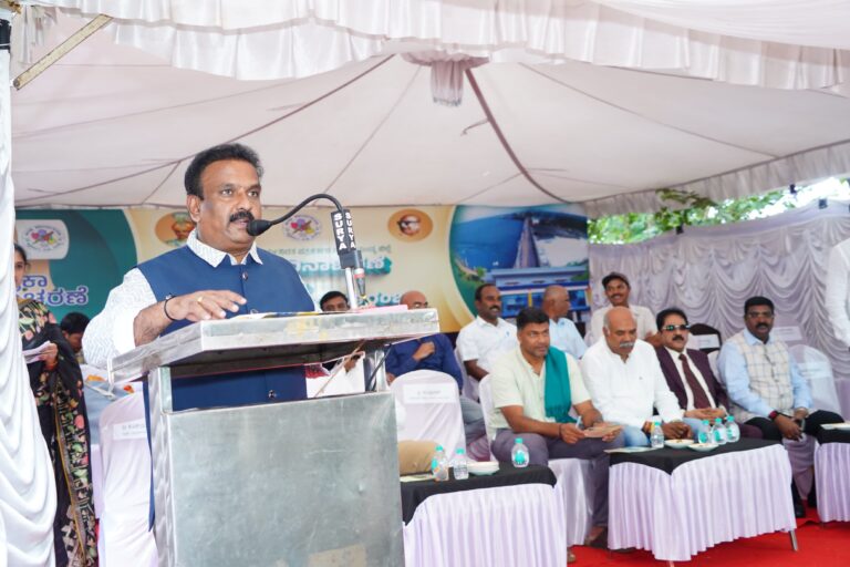 ಆರ್ಥಿಕ ನಾಯಕತ್ವ ದೇಶವನ್ನು ಮುನ್ನಡೆಸಿದರೆ ಪ್ರಜೆಗಳು ಗ್ರಾಹಕರಾಗುತ್ತಾರೆ: ಕೆ.ವಿ.ಪಿ