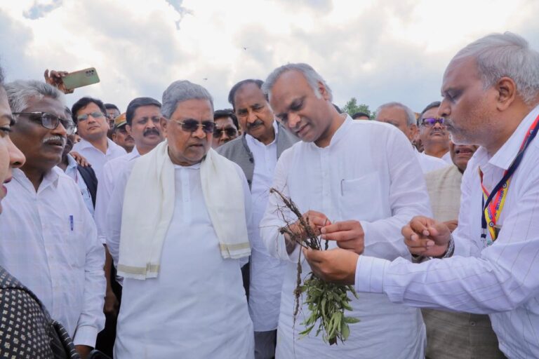 ಕಲಬುರಗಿಯಲ್ಲಿ ಮಳೆಹಾನಿ: ಜಂಟಿಸಮೀಕ್ಷೆ ನಡೆಸಿ ಬೆಳೆಪರಿಹಾರದ ಬಗ್ಗೆ ತೀರ್ಮಾನ- ಮುಖ್ಯಮಂತ್ರಿ ಸಿದ್ದರಾಮಯ್ಯ.