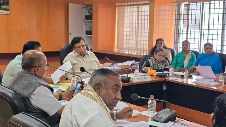 ಕೆ ಎನ ರಾಜಣ್ಣ ಅಧ್ಯಕ್ಷತೆಯಲ್ಲಿ ಜಲಸಂಪನ್ಮೂಲ ಇಲಾಖೆ ಭರವಸೆ, ಸಮಿತಿಯ ಶಾಸಕರ ಭವನದಲ್ಲಿ ಸಭೆ.