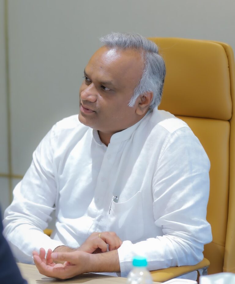 ಚಾಮರಾಜನಗರ ಜಿಲ್ಲೆಯ 329 ಹಾಗೂ ದಕ್ಷಿಣ ಕನ್ನಡ ಜಿಲ್ಲೆಯ 95 ಗ್ರಾಮಗಳಿಗೆ ನೀರು ಸರಬರಾಜು ಮಾಡುವ 3 ಬಹುಗ್ರಾಮ ನೀರು ಪೂರೈಕೆ ಯೋಜನೆಗಳಿಗೆ ಸಚಿವ ಸಂಪುಟದ ಒಪ್ಪಿಗೆ: ಸಚಿವ ಪ್ರಿಯಾಂಕ್‌ ಖರ್ಗೆ