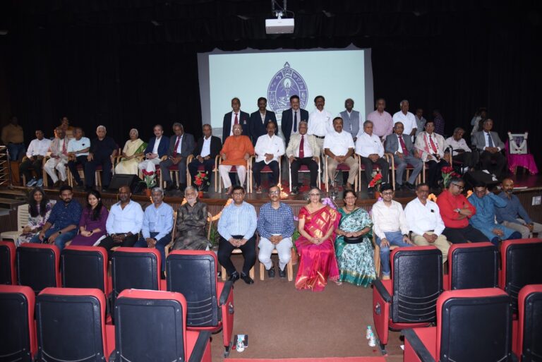 ಆಚಾರ್ಯ ಪಾಠಶಾಲಾ ಎಜುಕೇಶನಲ್ ಟ್ರಸ್ಟ್ನಲ್ಲಿ ಸದಸ್ಯರ ದಿನಾಚರಣೆ : 21 ಸಾಧಕರಿಗೆ ಸನ್ಮಾನ