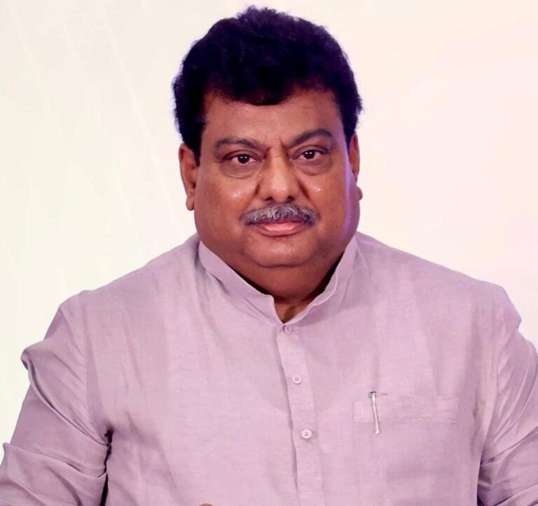 ಬೆಂಗಳೂರು-ಮುಂಬೈ ಹೈಸ್ಪೀಡ್ ರೈಲು ಯೋಜನೆಗೆ ಸಚಿವ ಎಂ ಬಿ ಪಾಟೀಲ್ ಮನವಿ…