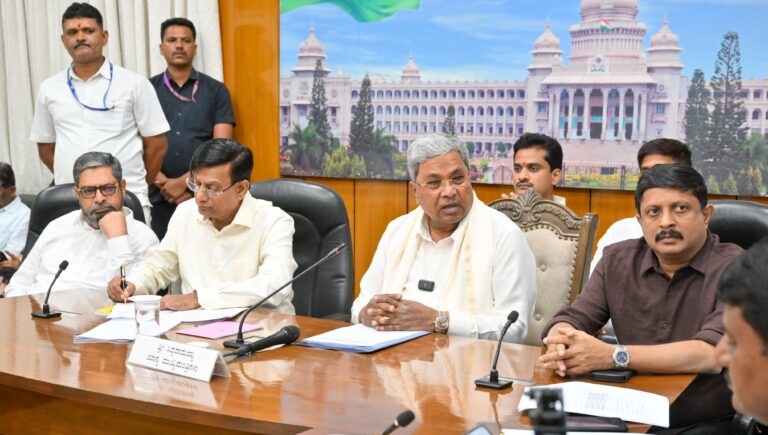 ರಾಜ್ಯಕ್ಕೆ ಅನುದಾನ ನೀಡುವಲ್ಲಿ ಕೇಂದ್ರ ಸರ್ಕಾರ ಅಸಹಕಾರ ಮತ್ತು ಮಲತಾಯಿ ಧೋರಣೆ ತೋರುತ್ತಿದೆ