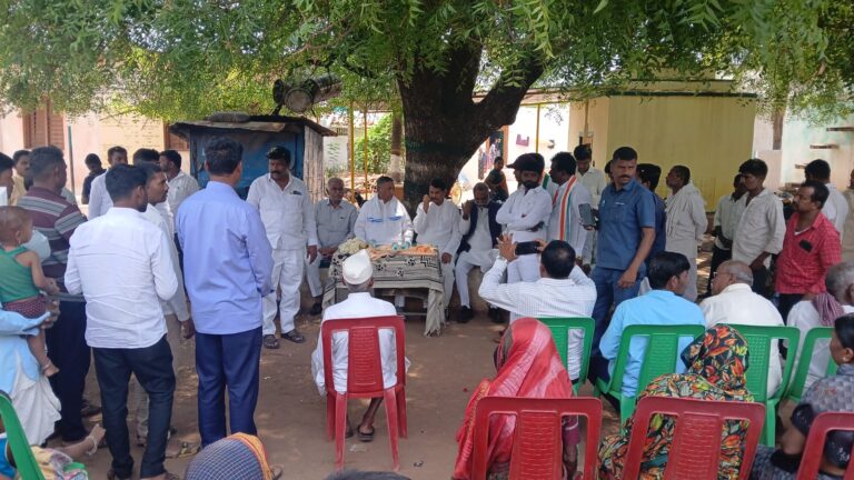 ಕಾಂಗ್ರೆಸ್ ಪಕ್ಷ ಬಡವರ ,ಕೂಲಿ ಕಾರ್ಮಿಕರ, ದೀನ‌ದಲಿತರ ,ಹಿಂದುಳಿದವರ ಅಭಿವೃದ್ಧಿಗಾಗಿ ಹಲವಾರು ಕಾರ್ಯಕ್ರಮಗಳನ್ನು ನೀಡಿದೆ ಈ ಭಾಗದ ಜನರು ಮತ್ತೊಮ್ಮೆ ಉಮೇಶ್ ಮೇಟಿ ರವರಿಗೆ ಆಶೀರ್ವಾದ ಮಾಡಬೇಕು ಆಹಾರ ಸಚಿವ:- ಮುನಿಯಪ್ಪ‌