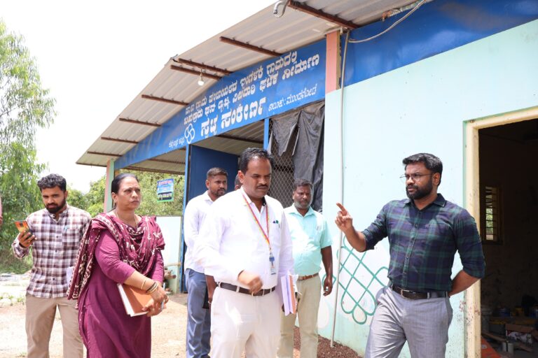 ಮುಂಡಗೋಡ ತಾಲೂಕಿಗೆ ಅನಿರೀಕ್ಷಿತ ಭೇಟಿ ನೀಡಿದ ಜಿಪಂ ಸಿಇಒ ಡಾ. ದಿಲೀಷ್ ಶಸಿ