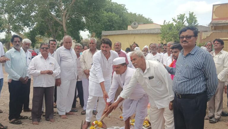 ಅಭಿವೃದ್ಧಿ ಕಾಮಗಾರಿಗಳಿಗೆ ಭೂಮಿಪೂಜೆ: ಕ್ಷೇತ್ರವನ್ನು ರಾಜ್ಯದಲ್ಲೇ ಮಾದರಿ ಕ್ಷೇತ್ರವನ್ನಾಗಿ ಮಾಡುವ ಗುರಿ – ಚಿದಾನಂದ ಸವದಿ..