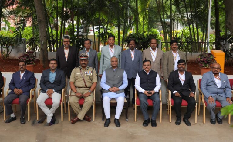 ಕಟ್ಟಡಗಳ ಗುಣಮಟ್ಟದಲ್ಲಿ ಯಾವುದೇ ರಾಜಿ ಬೇಡ, ಸಿಬ್ಬಂದಿ ಮಕ್ಕಳ ಸ್ಪರ್ಧಾತ್ಮಕ ಪರೀಕ್ಷೆಗಳಿಗೆ ನೆರವಾಗಿ: ಗೃಹ ಸಚಿವ ಪ್ರಿಯಾಂಕ್ ಖರ್ಗೆ