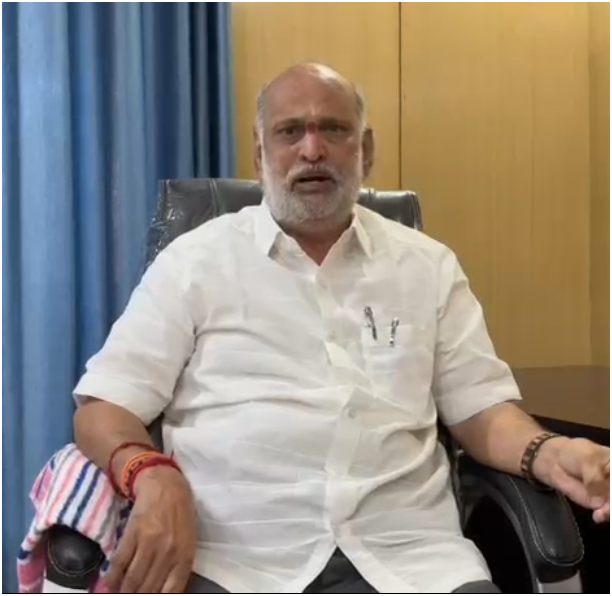 ರಾಜಕೀಯ ಅಸ್ತಿತ್ವವನ್ನು ಉಳಿಸಿಕೊಳ್ಳಲು ಹೆಣಗಾಡುತ್ತಿರುವ, ವಿವಾದಾತ್ಮಕ ಹಾಗೂ ಬೇಜವಾಬ್ದಾರಿ ಹೇಳಿಕೆಗಳಿಂದಲೇ ಗುರುತಿಸಿಕೊಂಡಿರುವ ಕೆ.ಎಸ್. ಈಶ್ವರಪ್ಪ:ಶಿವರಾಮ ಹೆಬ್ಬಾರ