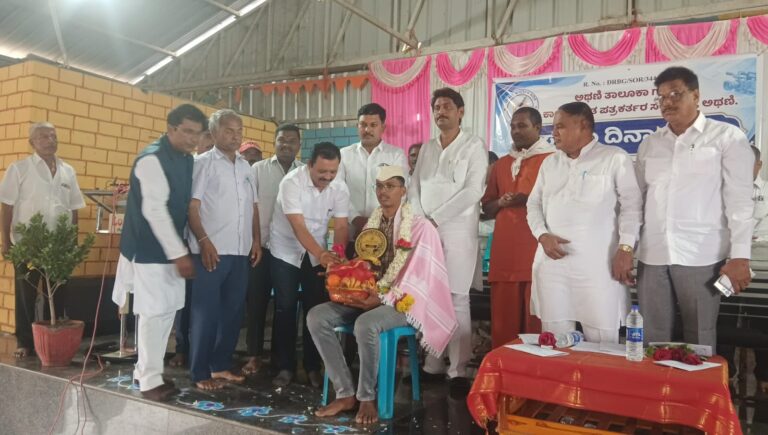 ಡಿಜಿಟಲ್ ಜಗತ್ತಿನಲ್ಲೂ ಮಂಕಾಗದ ಮುದ್ರಣದ ಮಾಂತ್ರಿಕತೆ: ಪತ್ರಿಕೆಗಳ ಉಳಿವು ನಮ್ಮೆಲ್ಲರ ಕರ್ತವ್ಯ