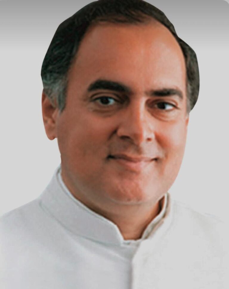 ರಾಜೀವ್ ಗಾಂಧಿ ಹಾದಿಯಲ್ಲಿ ರಾಹುಲ್ ಗಾಂಧಿ: ನವ ತಲೆಮಾರಿನ ರಾಜಕೀಯಕ್ಕೆ ಹೊಸ ದಿಕ್ಕು – ಡಾ. ಆನಂದ ಕುಮಾರ್