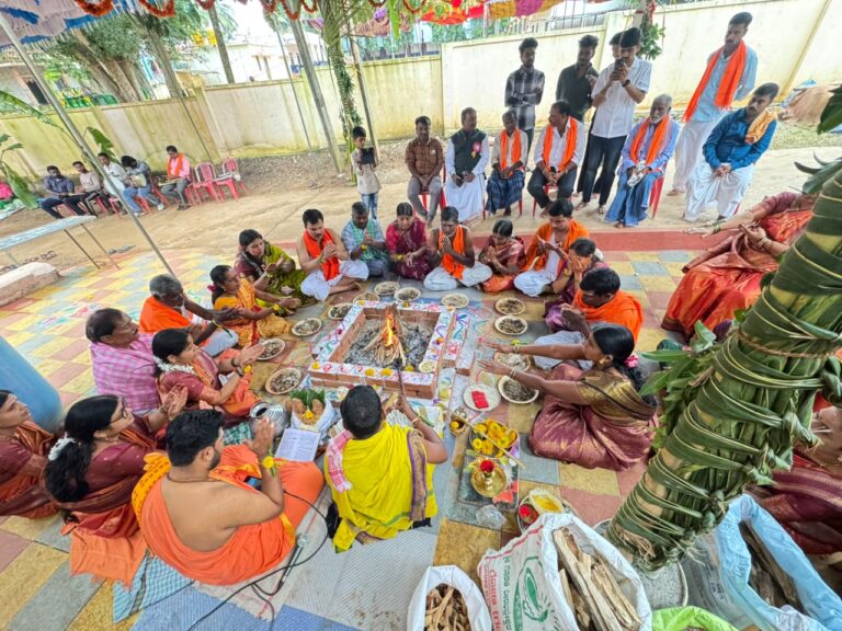 ಭಕ್ತಿಭಾವದಿಂದ ನಡೆದ ಧಾರ್ಮಿಕ ಪೂಜಾ ಕಾರ್ಯಕ್ರಮ