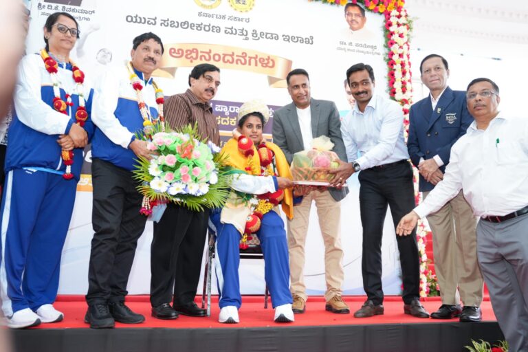 ಕಾಮನ್‍ವೆಲ್ತ್ ಕ್ರೀಡಾಕೂಟದ ಕಂಚಿನ ಪದಕ ವಿಜೇತೆ ಪ್ಯಾರಾ ಅಥ್ಲೀಟ್ ಕೆ.ಎಸ್ ಶಿಲ್ಪಾಗೆ 15 ಲಕ್ಷ ನಗದು ಬಹುಮಾನ ಹಾಗೂ ಸರ್ಕಾರಿ ಗ್ರೂಪ್ ಬಿ ಹುದ್ದೆ
