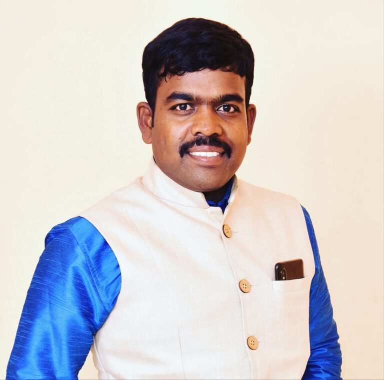 ಪೊಲೀಸ್ ಸಭೆಗಳಲ್ಲಿ ಸಾರ್ವಜನಿಕರಿಗೆ ಸಮಾನ ಆಸನ ವ್ಯವಸ್ಥೆ ಕಲ್ಪಿಸಿ : ಸಮಾನತೆಗೆ ಮೋಹನ್ ಕುಮಾರ್ ದಾನಪ್ಪ ಆಗ್ರಹ